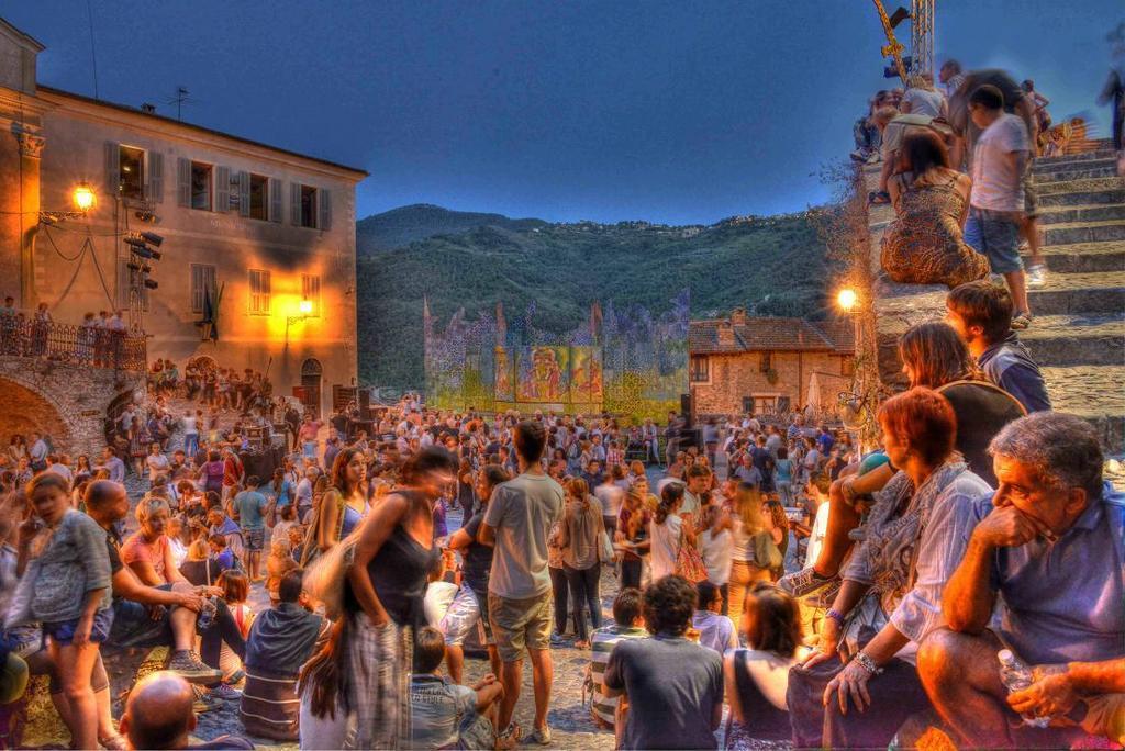 B&B Da Giua' Apricale Buitenkant foto