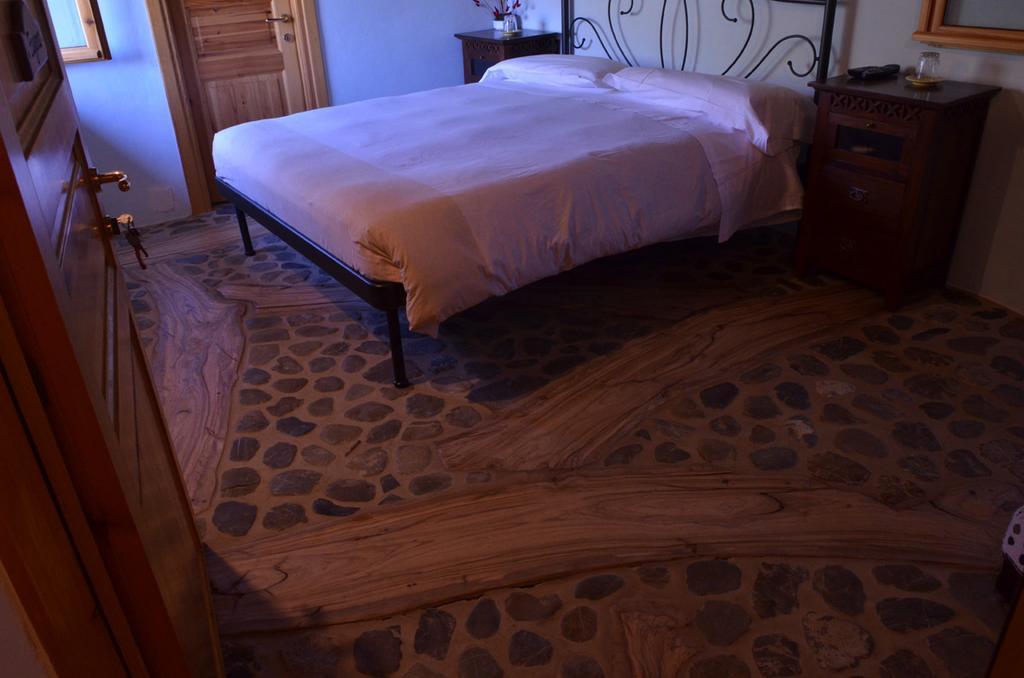 B&B Da Giua' Apricale Buitenkant foto